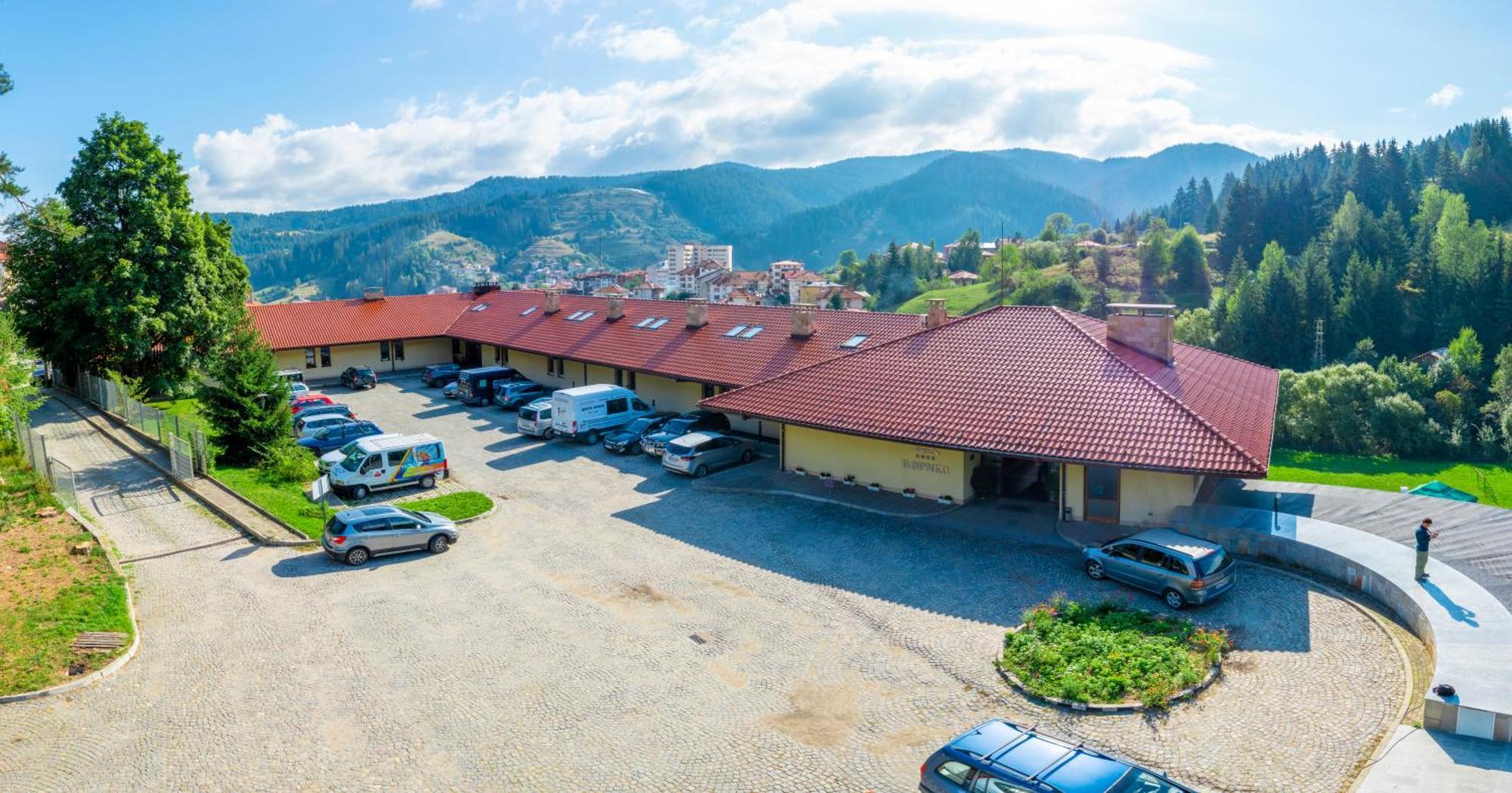 Borika Hotel 4*